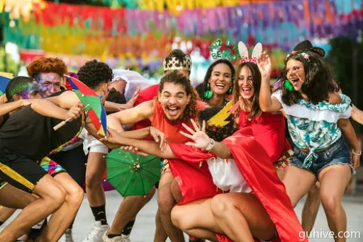 悉尼妹晒欢乐时光:大雷美女狂欢新体验 悉尼妹晒欢乐时光:大雷美女狂欢新体验